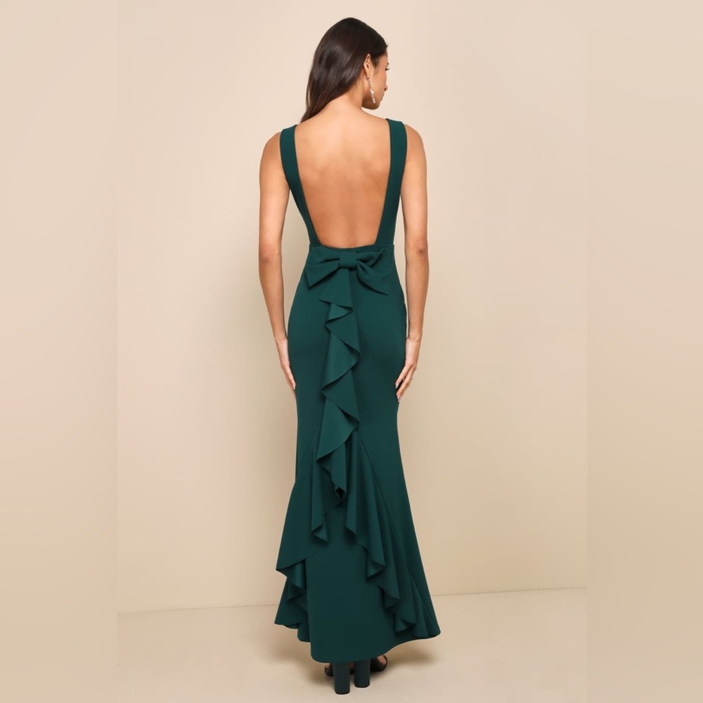 Lulus XS - Exquisite Refinement Emerald Backless Bow Ruffled Maxi Dress